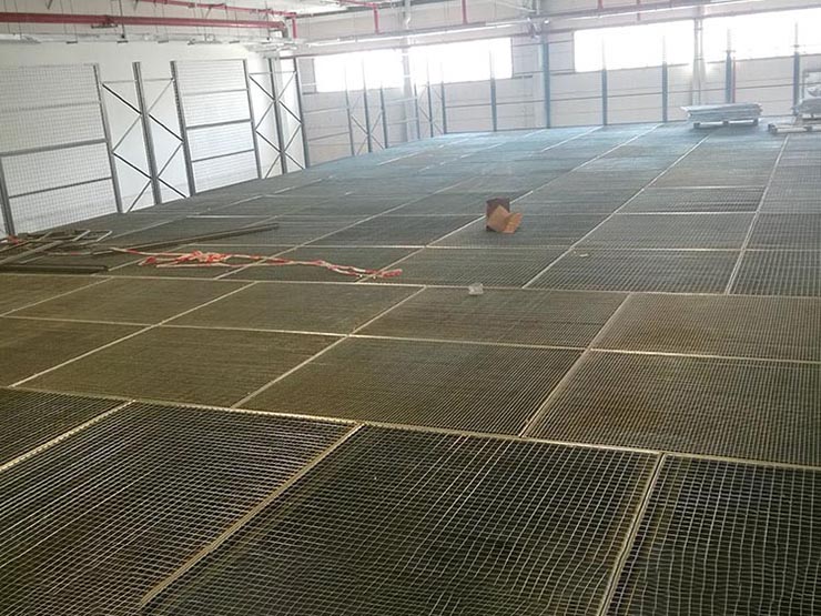 Progetti di gratiglia in acciaio a serratura a pressione